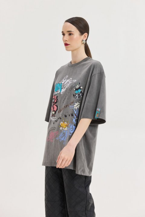 t-shirt Hemithea
